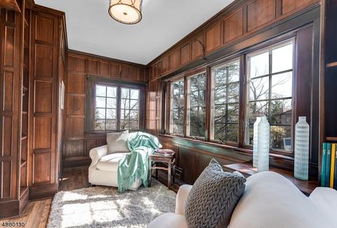 87 Pine St, Millburn, NJ 07041 photo 5