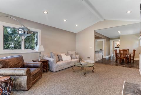 87 Pine St, Millburn, NJ 07041 photo 10