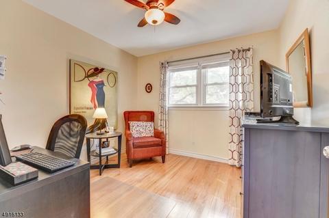 47 Hemlock Dr, Paramus, NJ 07652 photo 12