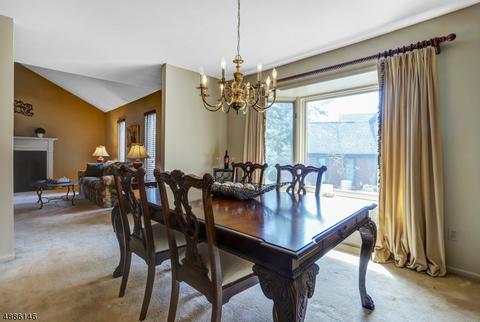 45 Aspen Dr, Bernards, NJ 07920 photo 5