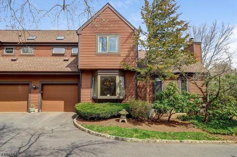 45 Aspen Dr, Bernards, NJ 07920 photo 2