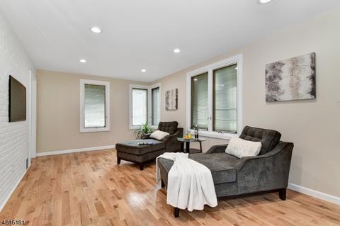 435 Berkeley Ave, Orange, NJ 07050 photo 7