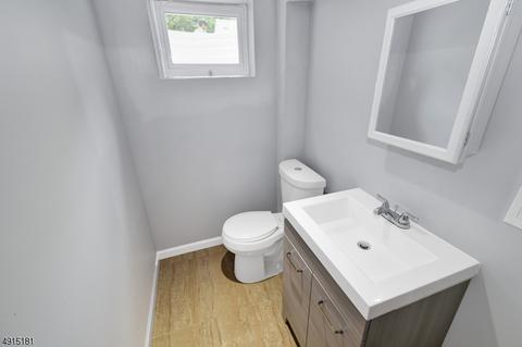 435 Berkeley Ave, Orange, NJ 07050 photo 18
