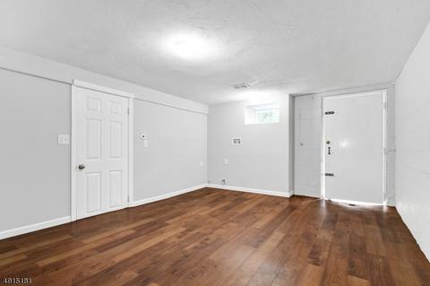 435 Berkeley Ave, Orange, NJ 07050 photo 19