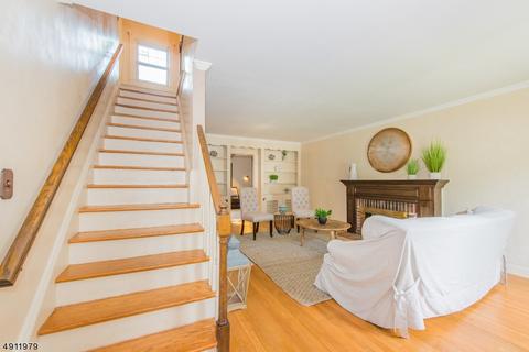 66 Mapes Ave, Nutley, NJ 07110 photo 2
