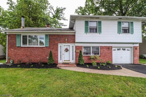 23 Malvern Dr, Clark, NJ 07066 photo 1