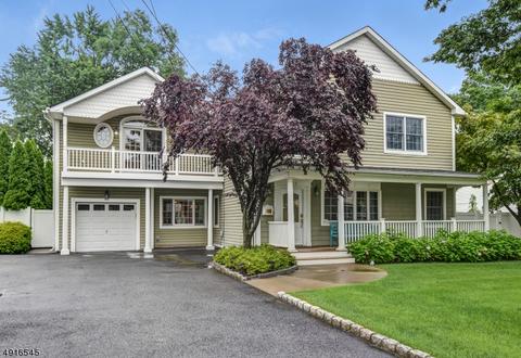 173 Arundel Rd, Paramus, NJ 07652 photo 2