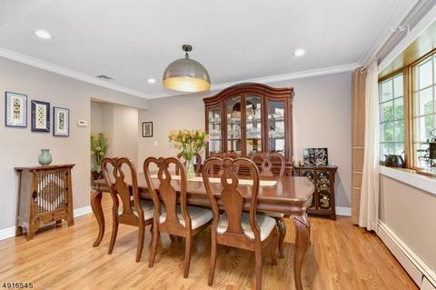 173 Arundel Rd, Paramus, NJ 07652 photo 7