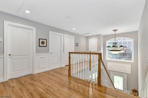173 Arundel Rd, Paramus, NJ 07652 photo 14