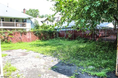 642 W Front St, Plainfield, NJ 07063 photo 5