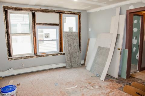 642 W Front St, Plainfield, NJ 07063 photo 7