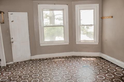 642 W Front St, Plainfield, NJ 07063 photo 16