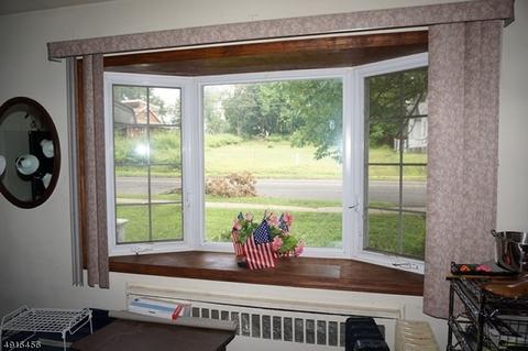 335 Valley Rd, Clark, NJ 07066 photo 5