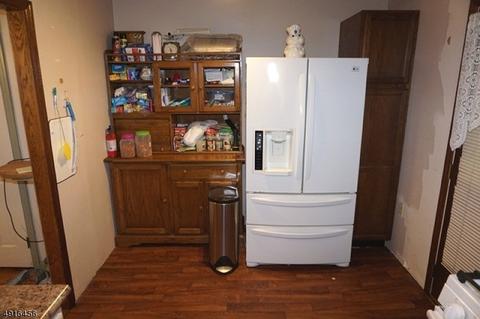 335 Valley Rd, Clark, NJ 07066 photo 9
