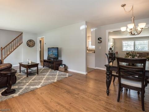 31 Woodlot Rd, Wayne, NJ 07470 photo 4