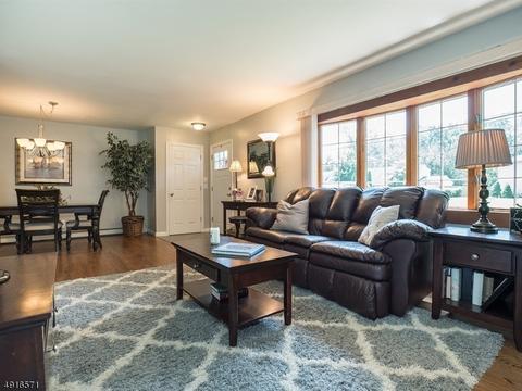 31 Woodlot Rd, Wayne, NJ 07470 photo 6