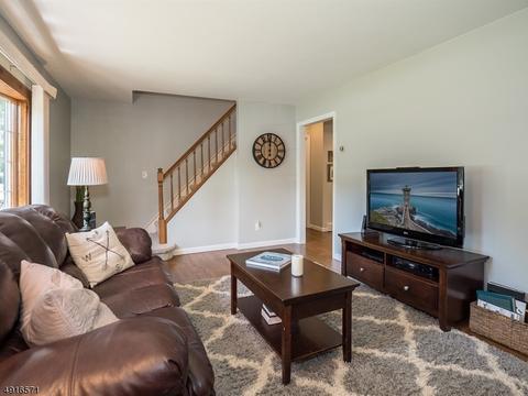 31 Woodlot Rd, Wayne, NJ 07470 photo 8