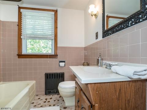 31 Woodlot Rd, Wayne, NJ 07470 photo 22