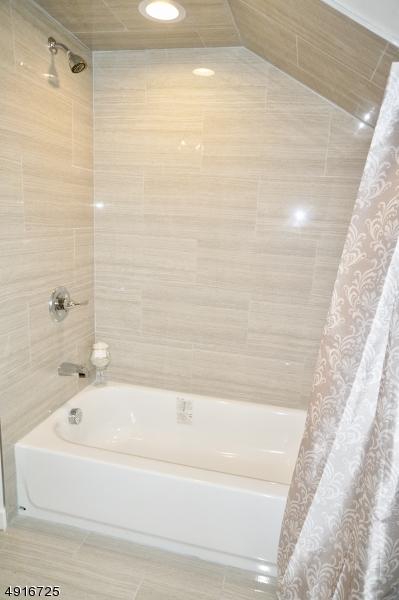 141 E 2nd Ave, Roselle, NJ 07203 photo 15