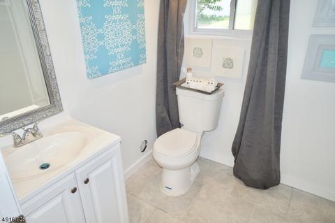 141 E 2nd Ave, Roselle, NJ 07203 photo 19