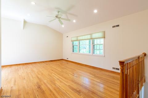 30 Marlton Dr, Wayne, NJ 07470 photo 6