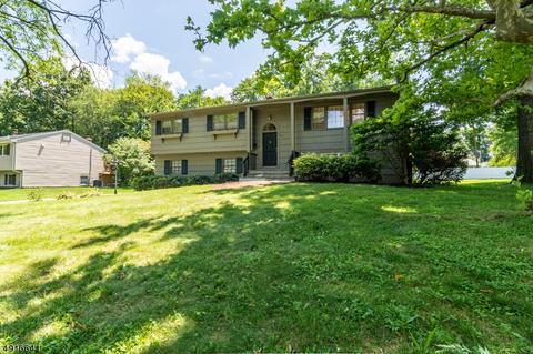 30 Marlton Dr, Wayne, NJ 07470 photo 1