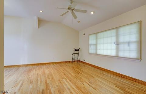 30 Marlton Dr, Wayne, NJ 07470 photo 7