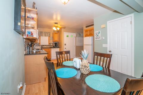 47 School St, Clark, NJ 07066 photo 4