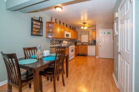47 School St, Clark, NJ 07066 photo 3