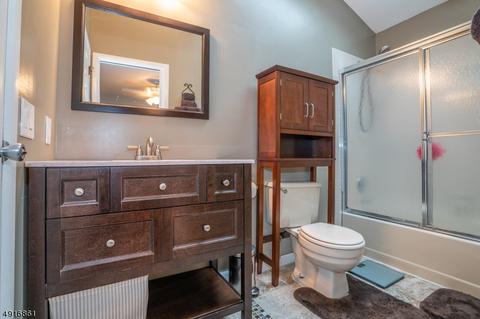 47 School St, Clark, NJ 07066 photo 15