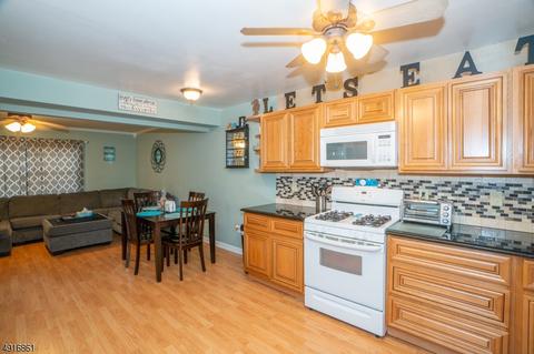 47 School St, Clark, NJ 07066 photo 2