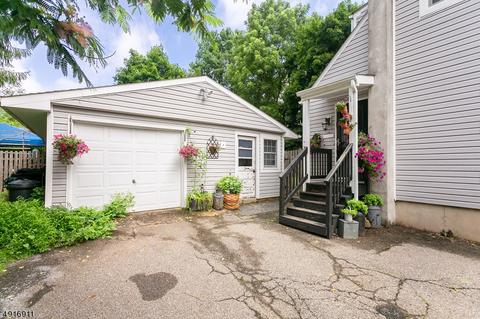 207 Christopher St, Hackettstown, NJ 07840 photo 2