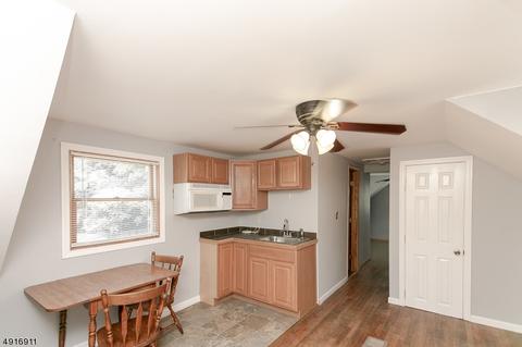 207 Christopher St, Hackettstown, NJ 07840 photo 22