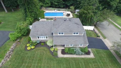 38 Eleron Pl, Wayne, NJ 07470 photo 10