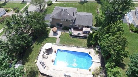 38 Eleron Pl, Wayne, NJ 07470 photo 2