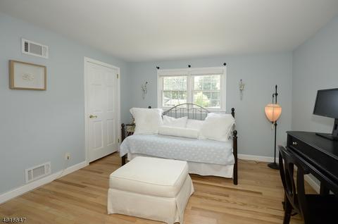 38 Eleron Pl, Wayne, NJ 07470 photo 18