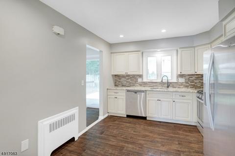 95 Beverly Rd, Springfield, NJ 07081 photo 4