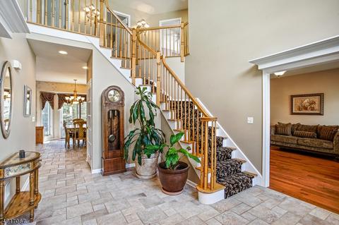 14 Apple Ln, Wayne, NJ 07470 photo 12