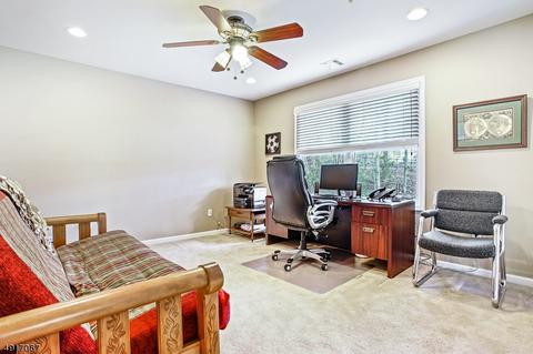 14 Apple Ln, Wayne, NJ 07470 photo 16