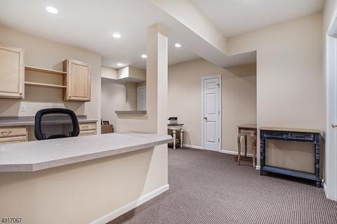 14 Apple Ln, Wayne, NJ 07470 photo 20