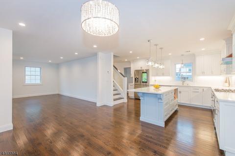 341 3rd St, Saddle Brook, NJ 07663 photo 6