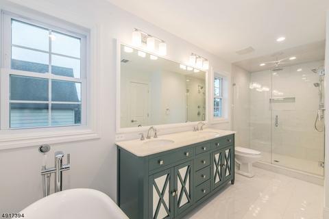 341 3rd St, Saddle Brook, NJ 07663 photo 16