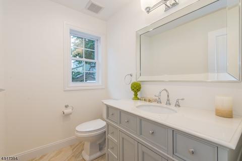 341 3rd St, Saddle Brook, NJ 07663 photo 12