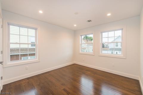 341 3rd St, Saddle Brook, NJ 07663 photo 18