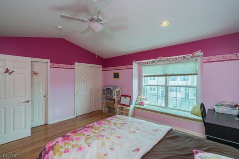 566 Coventry Dr, Nutley, NJ 07110 photo 9
