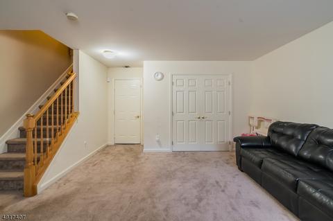 566 Coventry Dr, Nutley, NJ 07110 photo 16