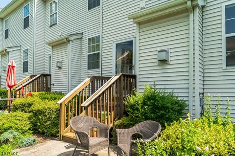 566 Coventry Dr, Nutley, NJ 07110 photo 18