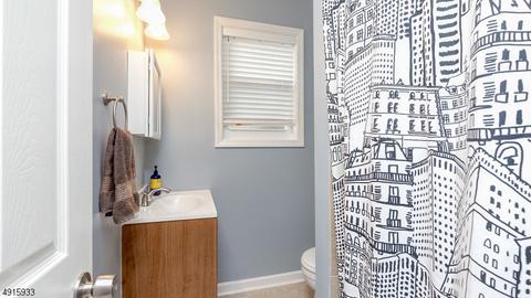 25 William St, Dover, NJ 07801 photo 19