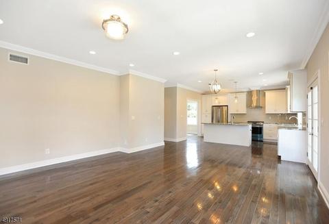 407 Hamilton Pl, Hackensack, NJ 07601 photo 8