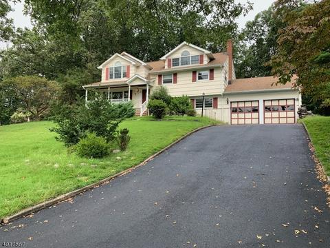 26 Castles Dr, Wayne, NJ 07470 photo 1
